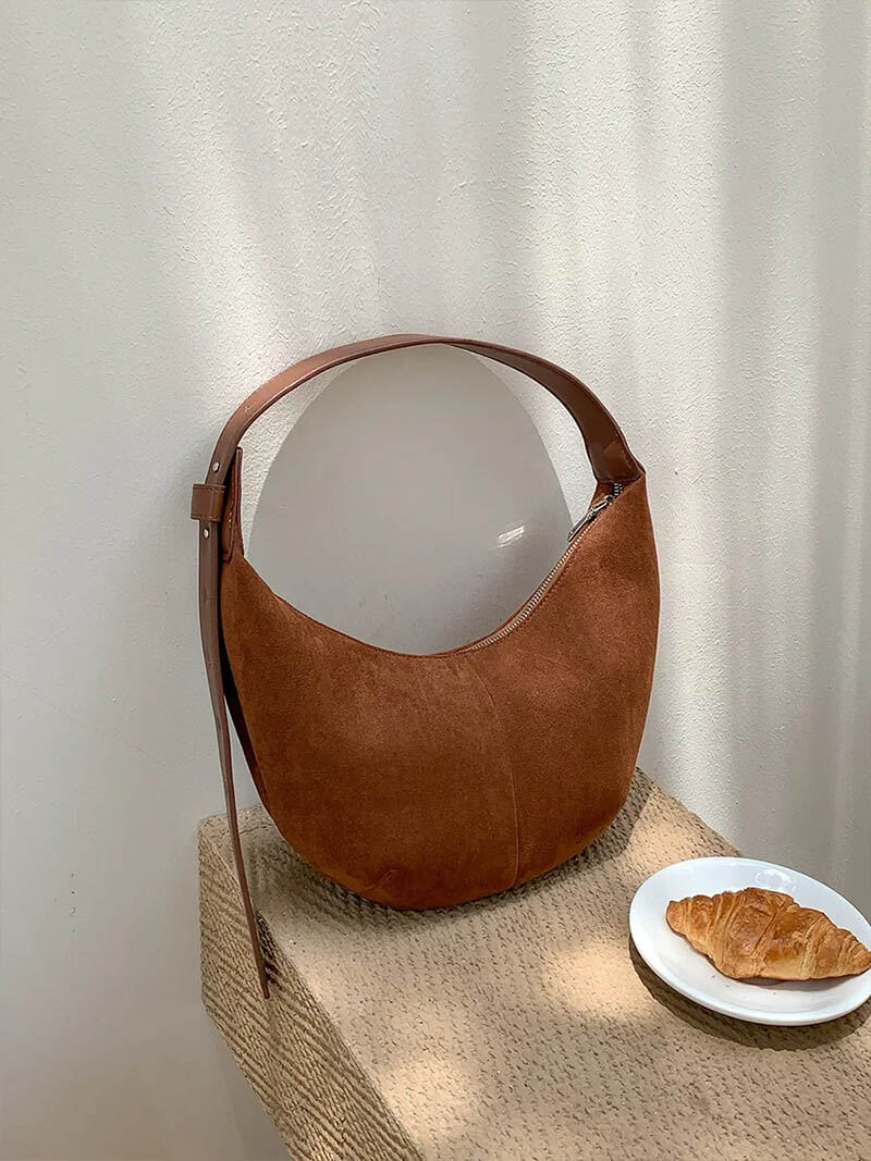 SOERA-Lydia-Half-Moon-Bag-08.jpg
