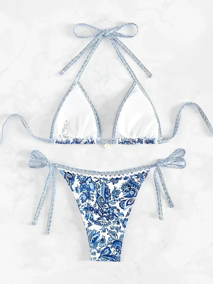 Liana | Dames bikini met strikkoorden en paisleyprint