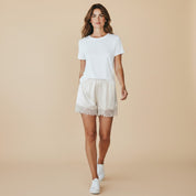Fiona | Trendy Satijnen Shorts met Kant - Elegante Korte Broek, De Trend van dit Moment