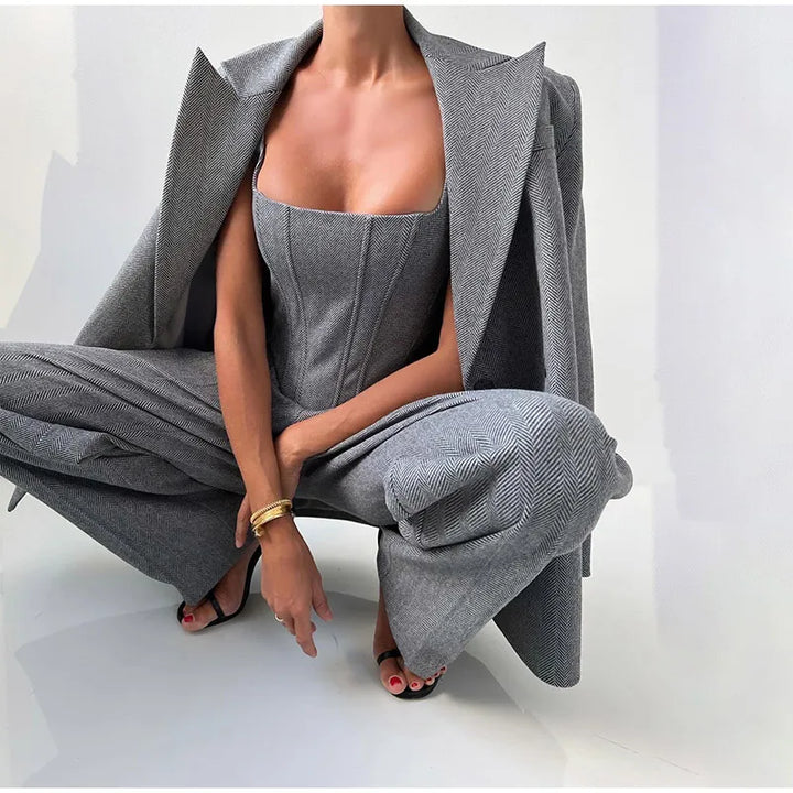 Gracelynn | Dames blazer met getailleerde broekset en corsettop