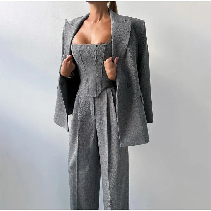 Gracelynn | Dames blazer met getailleerde broekset en corsettop