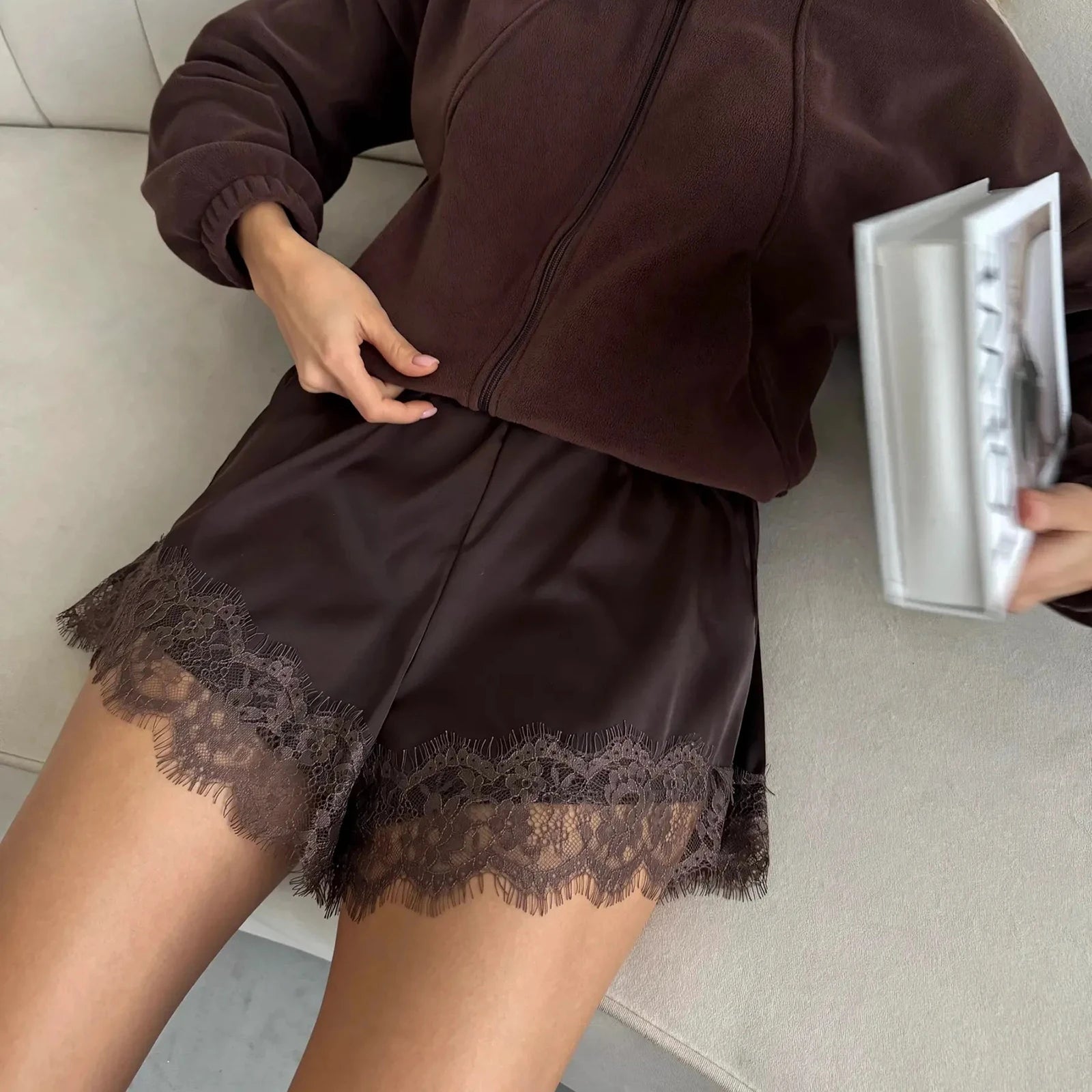 Sophie | Dames Korte Broek - Luxe Kanten Satijn met Elastische Tailleband