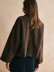 Klotina | Bruine Blazer Dames - Tijdloos Design met Opvallende Zwarte Knopen