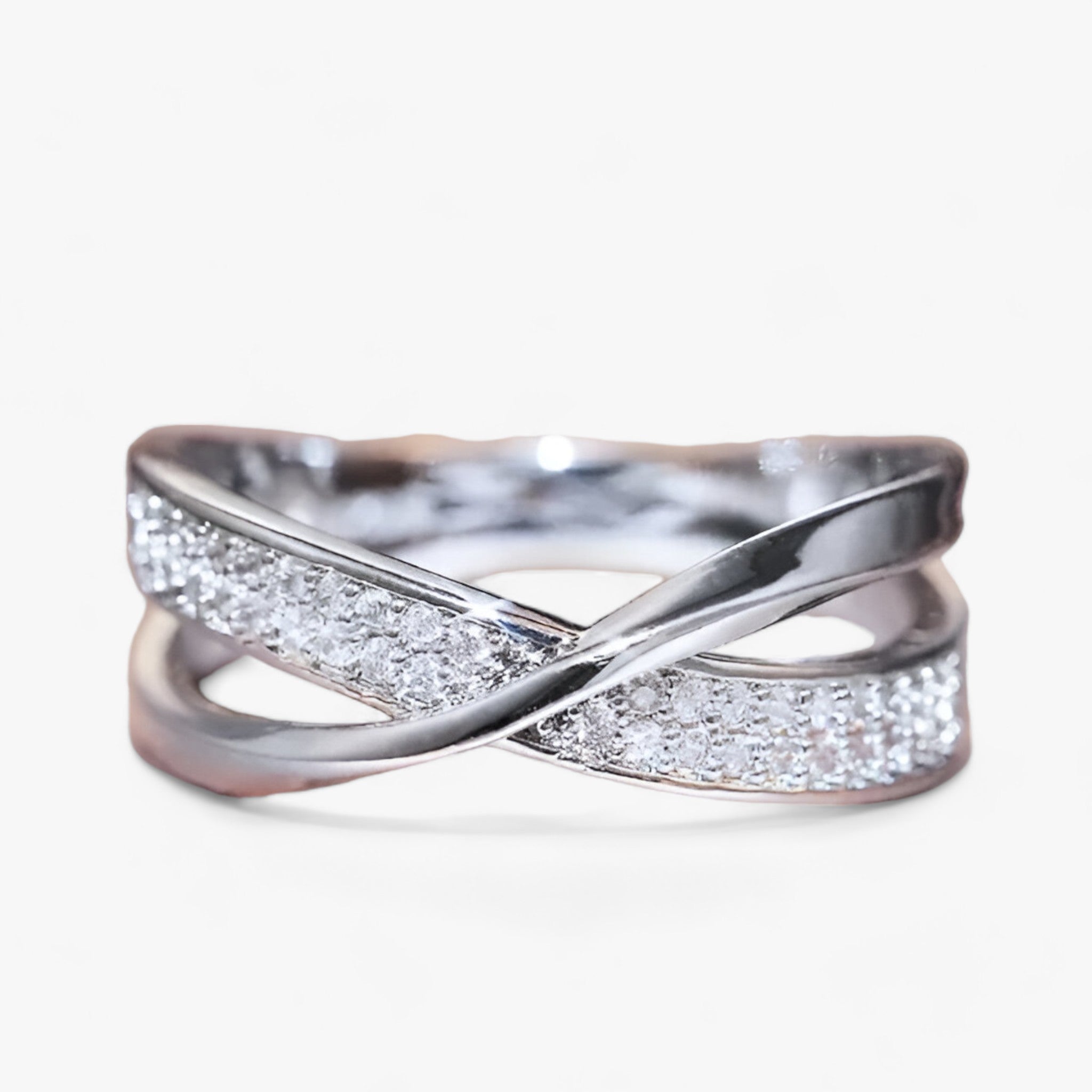 Tessa___Dames_Ring_Goud_Zilver_-_Bicolor_X-vormige_Kruisring_met_Sprankelende_Zirkonia_1.jpg