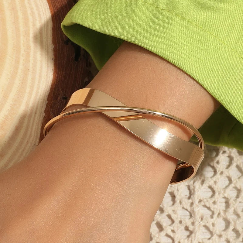 Tocona-Eenvoudige-Stijl-Goud-Kleur-Armband-Voor-Vrouwen-Mannen-Charms-Cross-Lichtmetalen-Metal-Opening-Armband-Sieraden_0f89555a-274c-4490-a2d0-e2c01faa4884.jpg