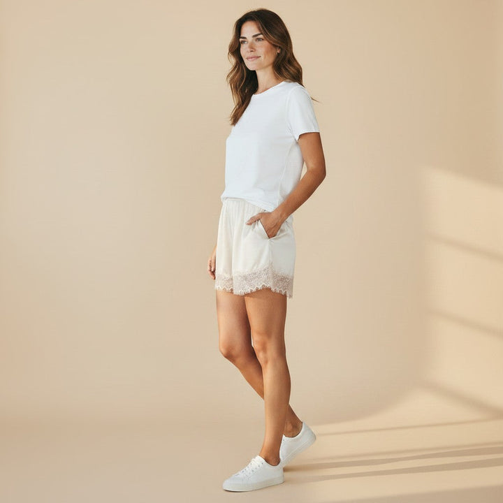 Isa | Dames Shorts met Elastische Taille Kantafwerking