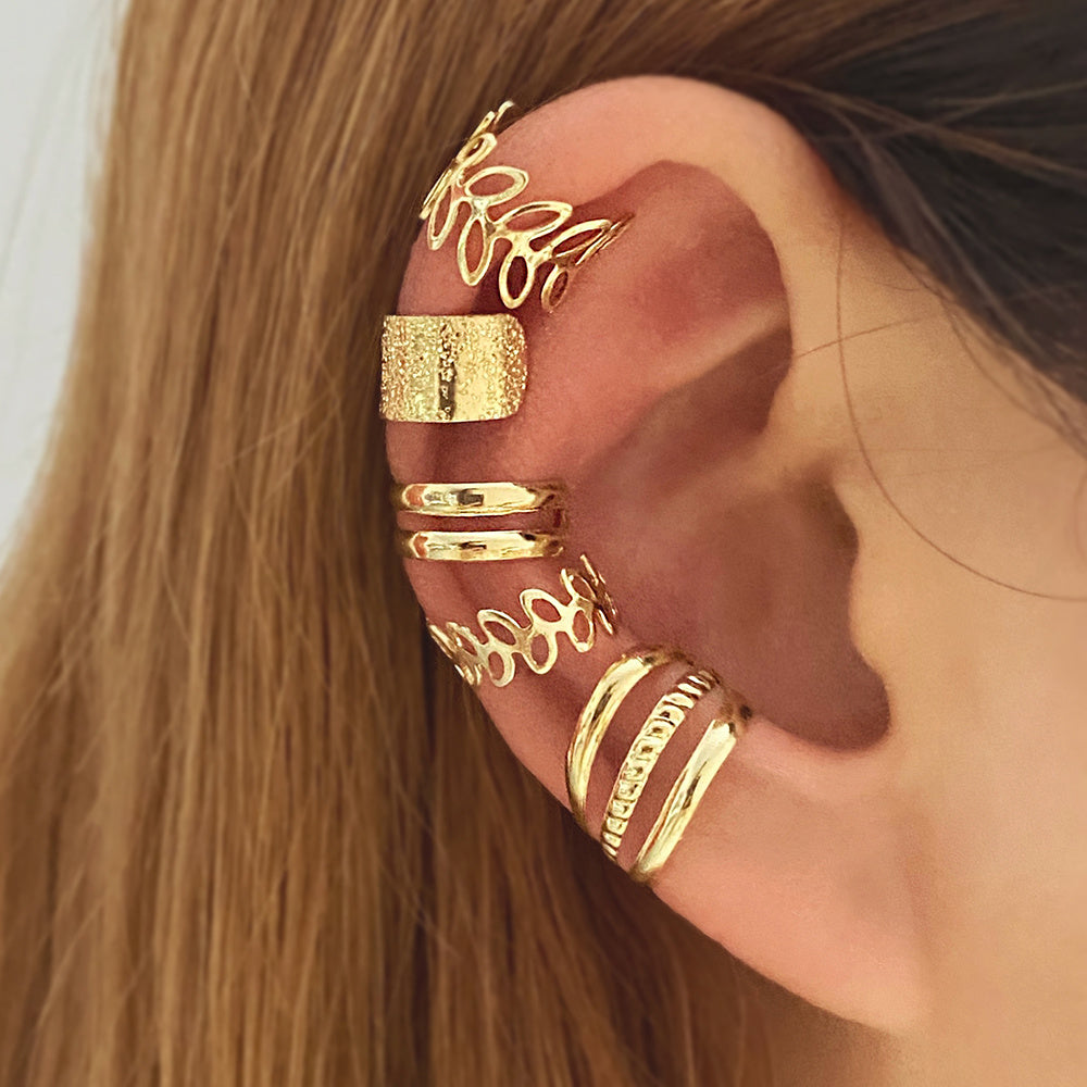 Wendy___Dames_Oorbellen_-_Gouden_Tijdloos_Design__Elegant_Accessoire_0.jpg