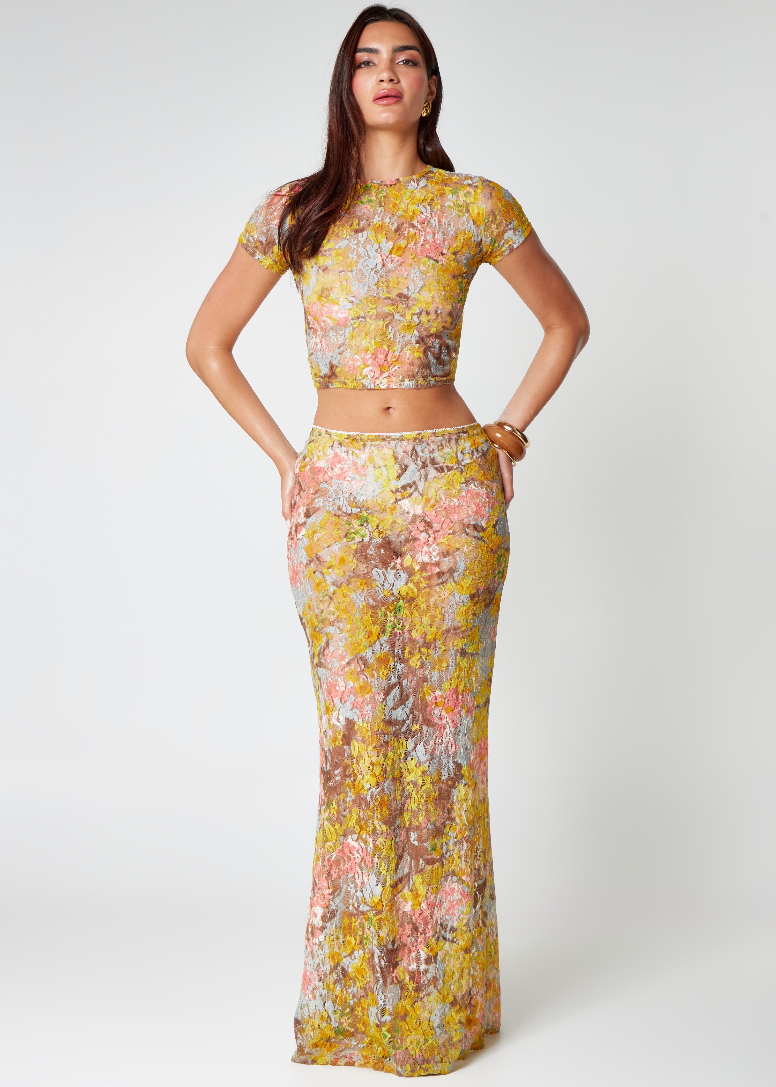 YELLOWFLORALLACESET_1.jpg