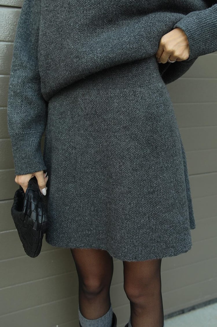 Noor | Dames tweedelige set met rok trui