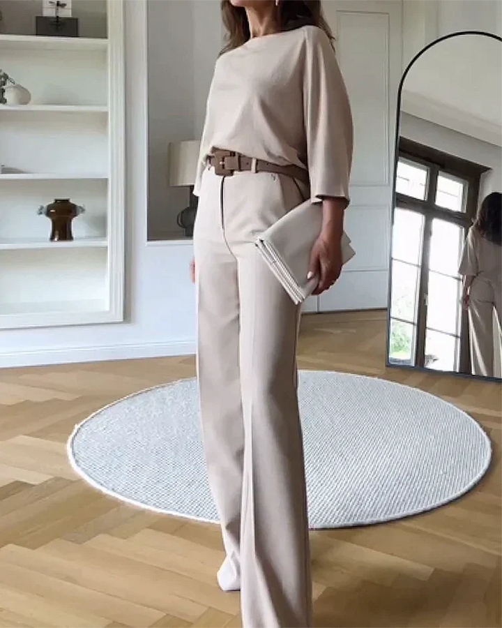Kathryn | Dames tweedelige set met riem pijpen