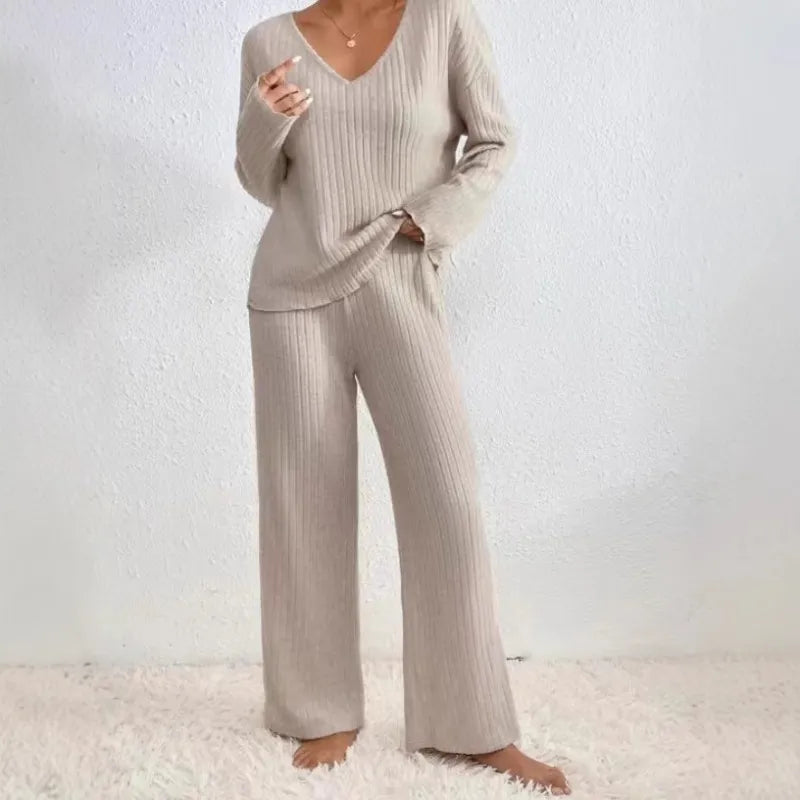 Emmeline | Dames Tweedelige Set met V-Hals en Wijde Broek