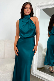 Rosalie | Chique Maxi Jurk Met Moderne Halslijn - Elegant en Vrouwelijk