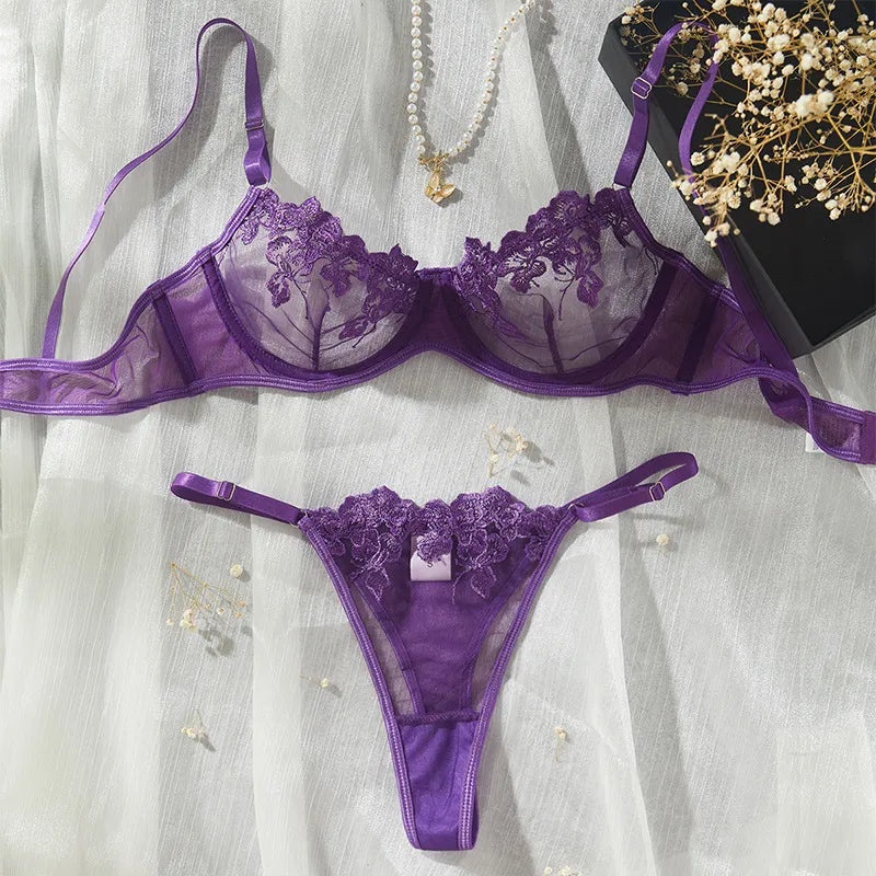 Aitana | Dames lingerieset met kant en beugelcups