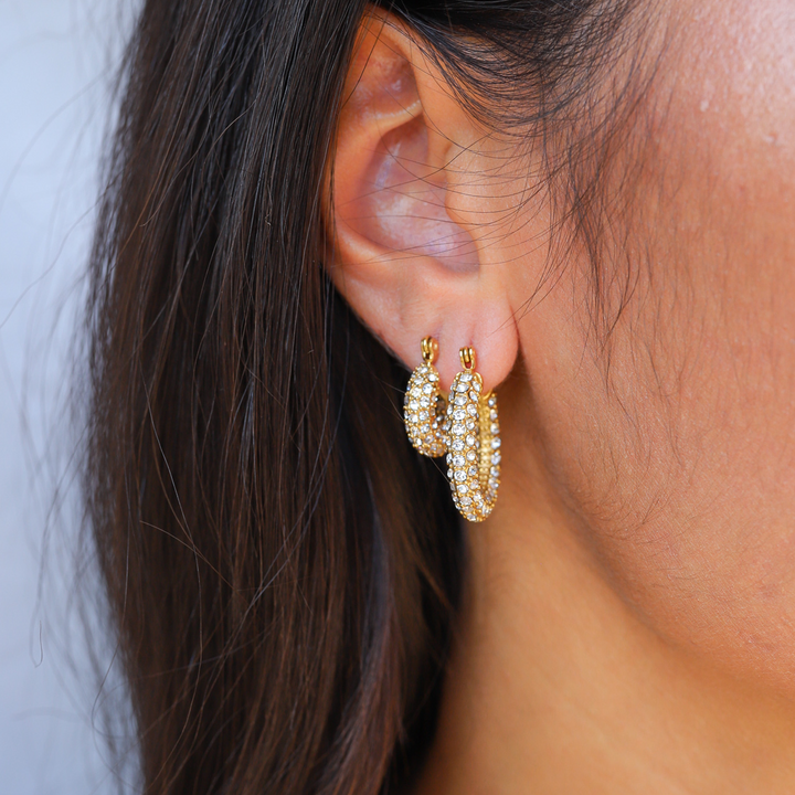 Arya | Dames Oorbellen met Zirconia en Hoepelvorm