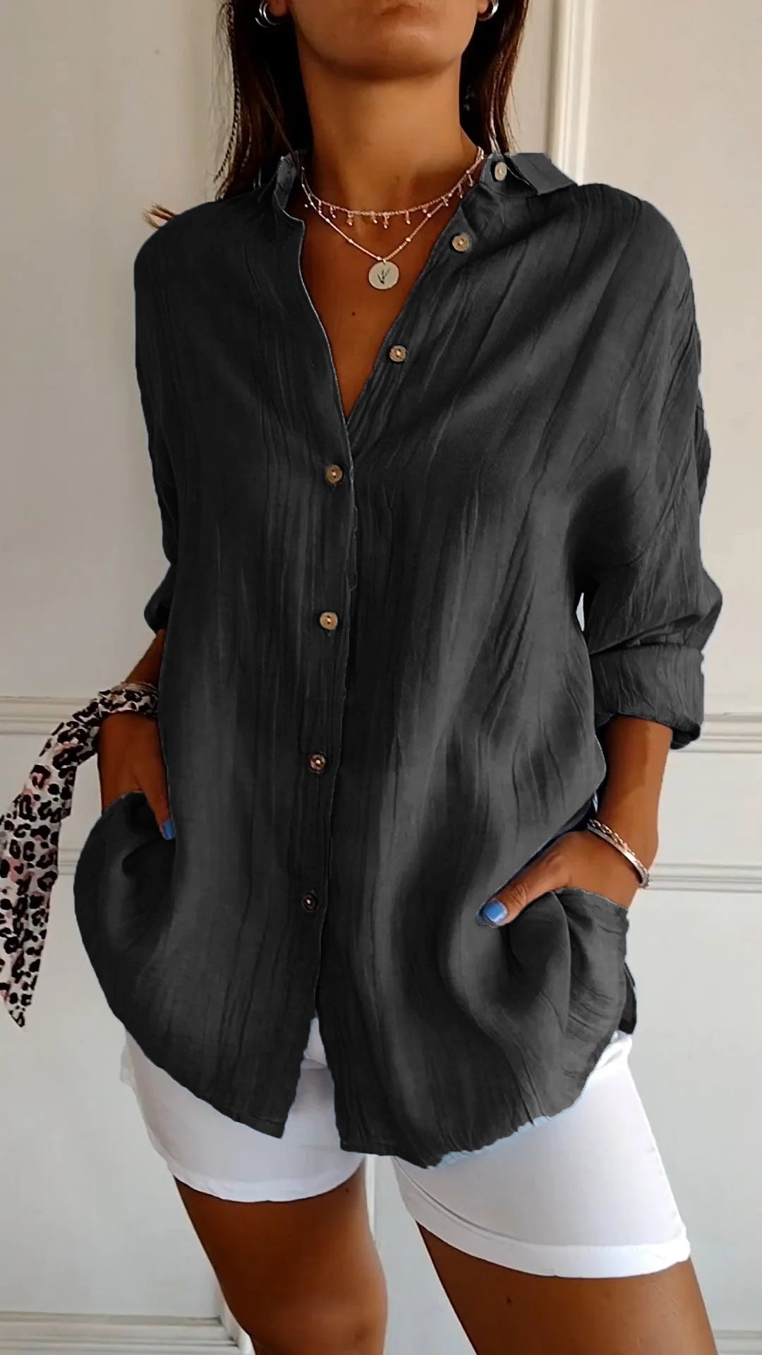 Catherine | Dames blouse met kraag borstzak