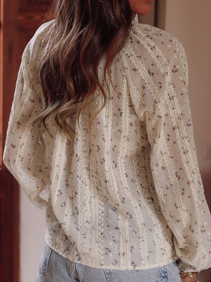 Eliza | Dames blouse met borduurwerk en V-hals