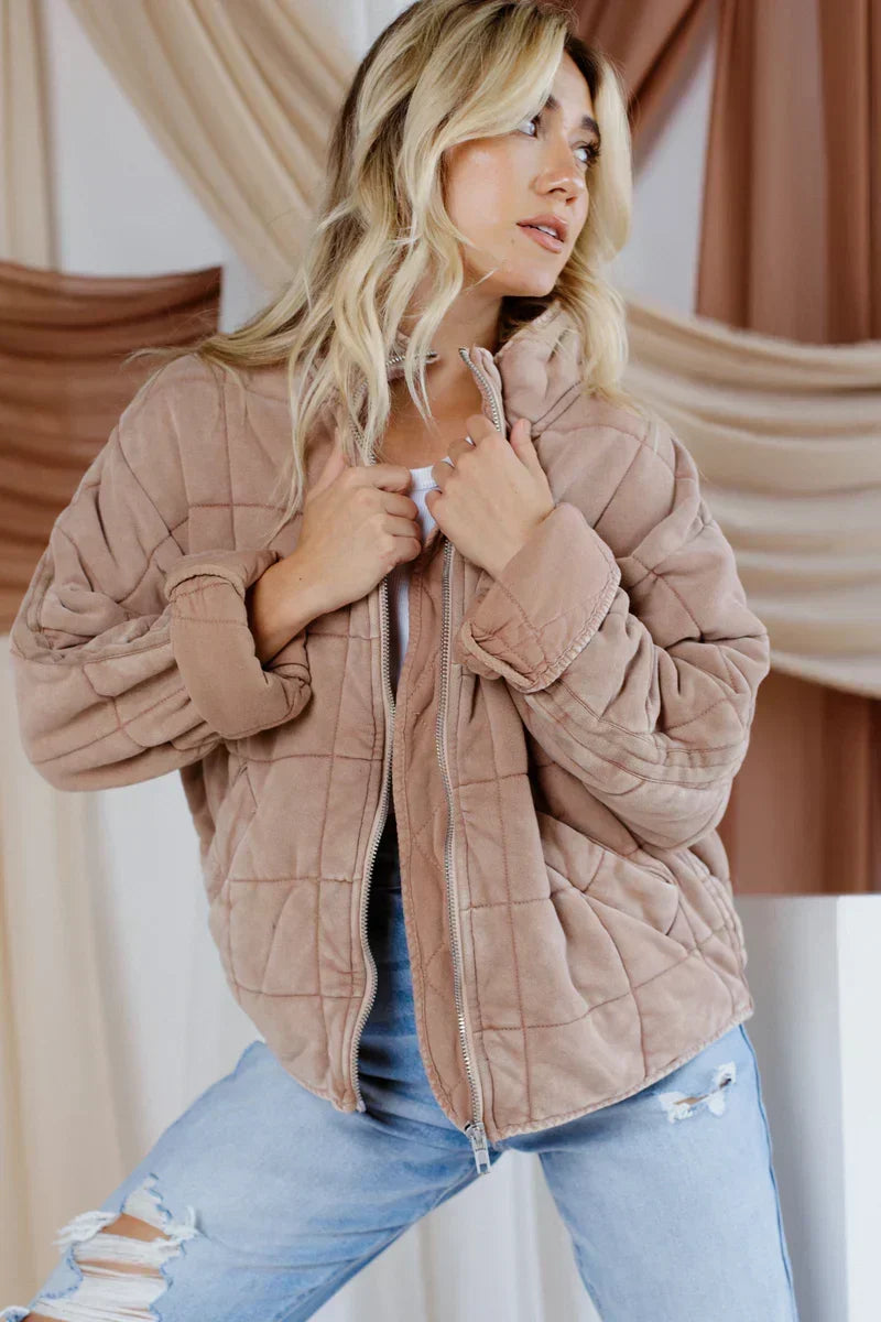 Mara | Zip-Up Poised Chic Jas