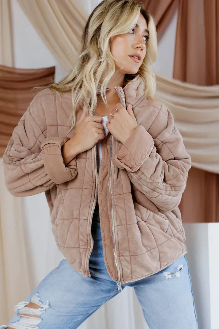 Mara | Zip-Up Poised Chic Jas