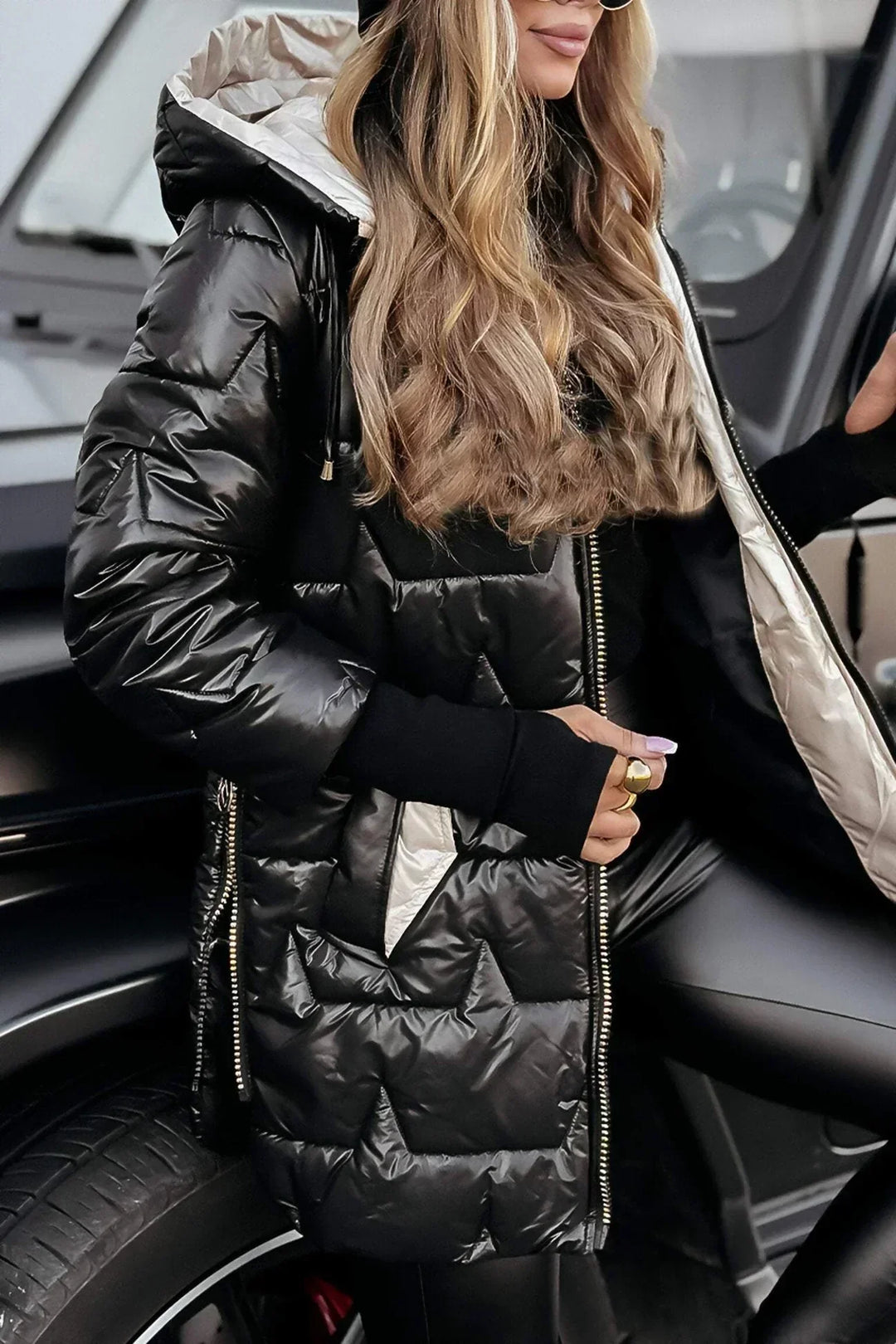 Thyra | Moderne Capuchon Tijdloze Puffer Jast