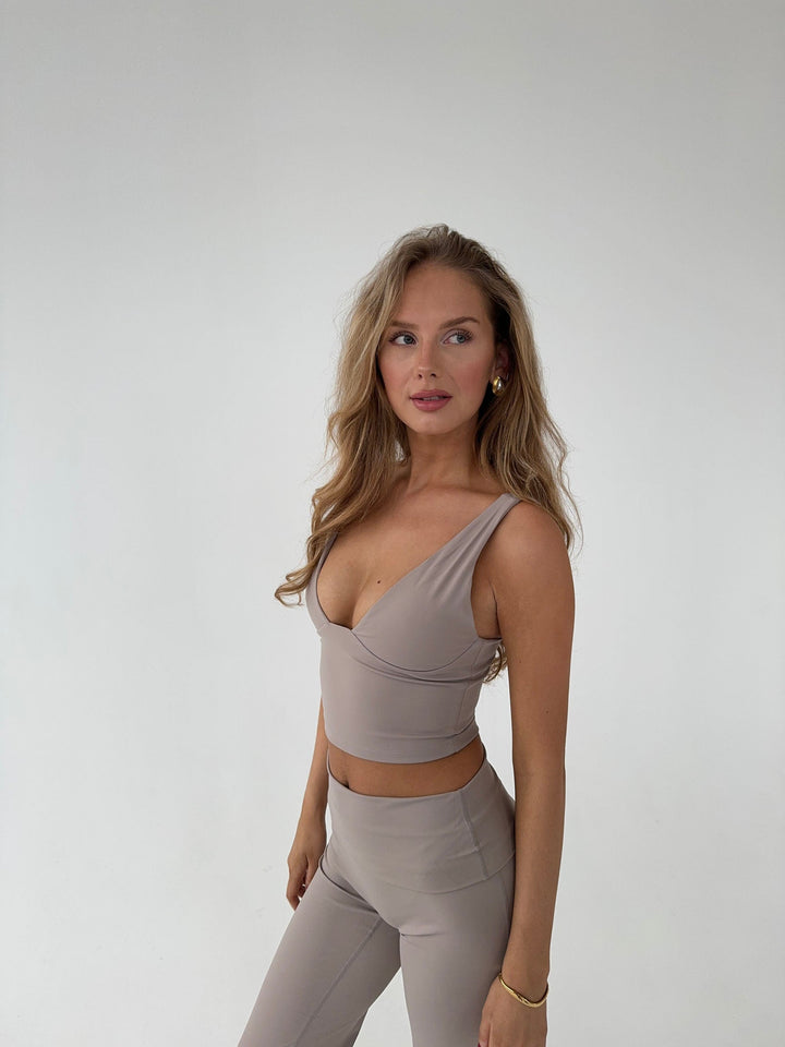 Matilda | Dames top V-hals met mouwloos model